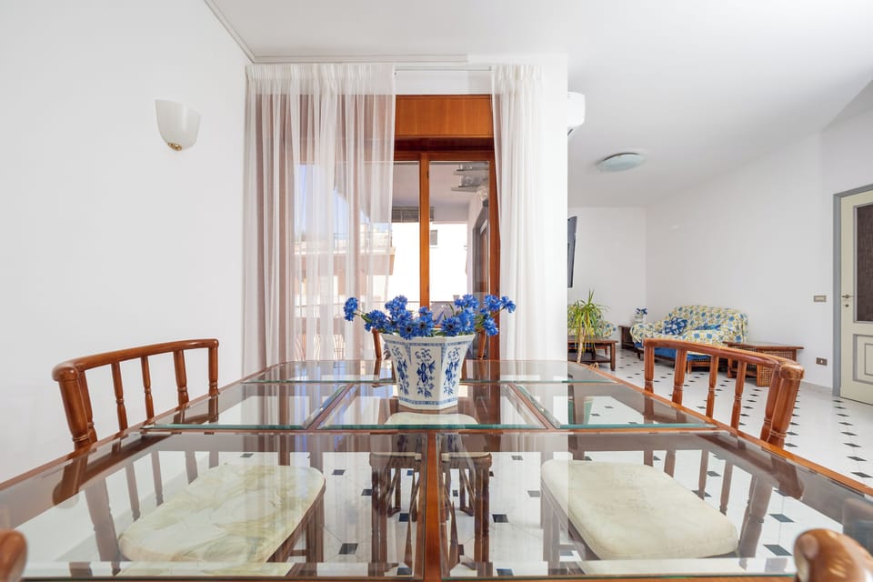 Comfort Apartment, Balcony, Partial Sea View | Dining room