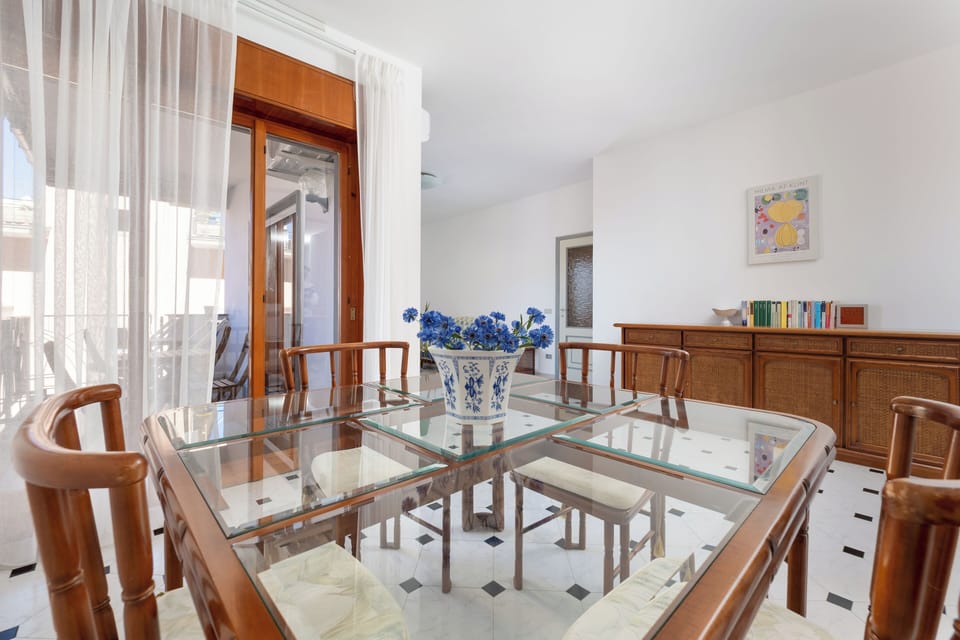 Comfort Apartment, Balcony, Partial Sea View | Dining room