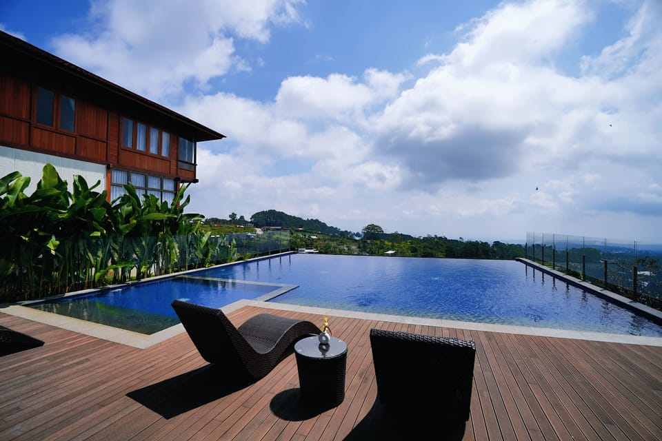 Infinity pool