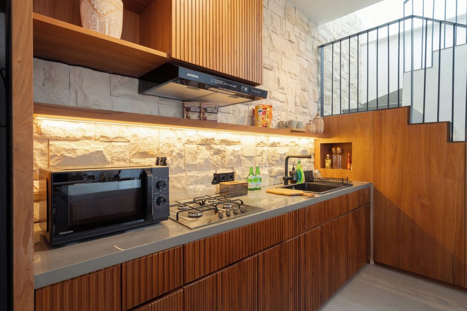 Luxury Villa, 2 Bedrooms, Private Pool | Private kitchen | Microwave, stovetop, cookware/dishes/utensils