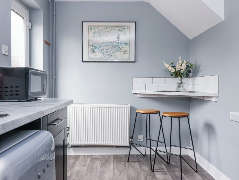 Cottage | Private kitchen | Cookware/dishes/utensils