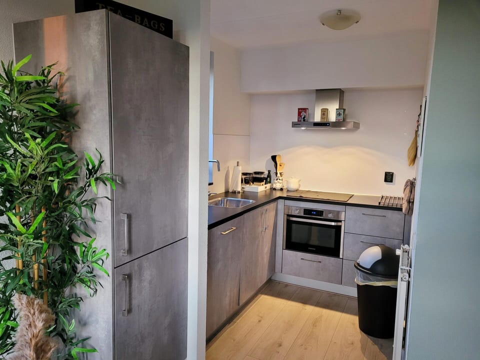 Bungalow | Private kitchen | Highchair