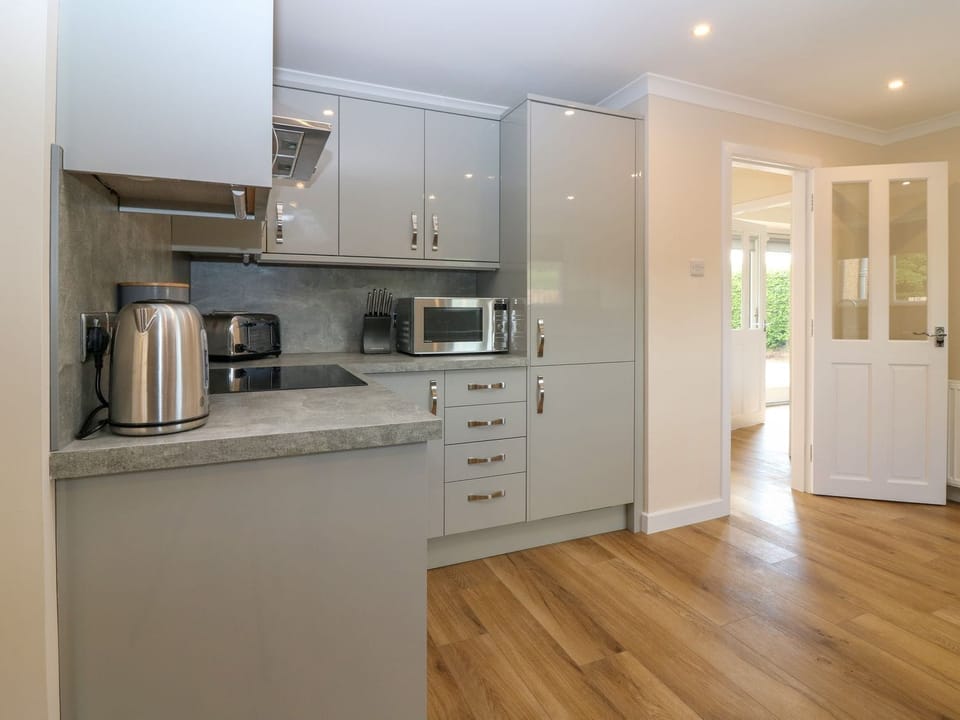 Fridge, microwave, dishwasher, toaster
