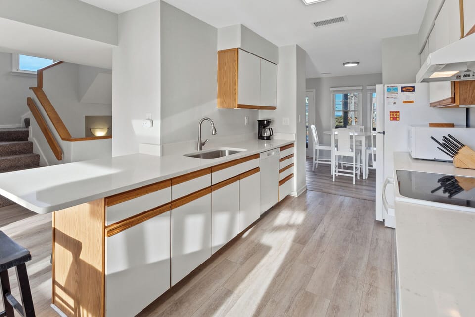 Kitchen – Fully equipped kitchen with everything needed for vacation cooking.