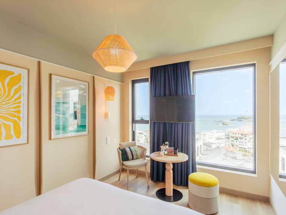 Privilege, Room, 1 Double Bed, Sea View | Premium bedding, minibar, in-room safe, desk
