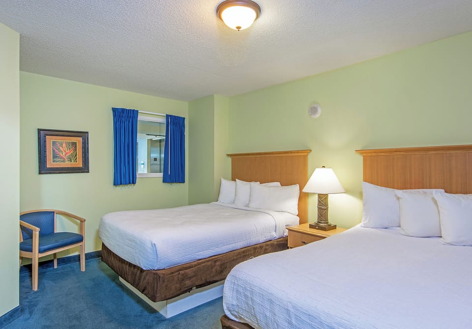 Bedroom with Queen Beds