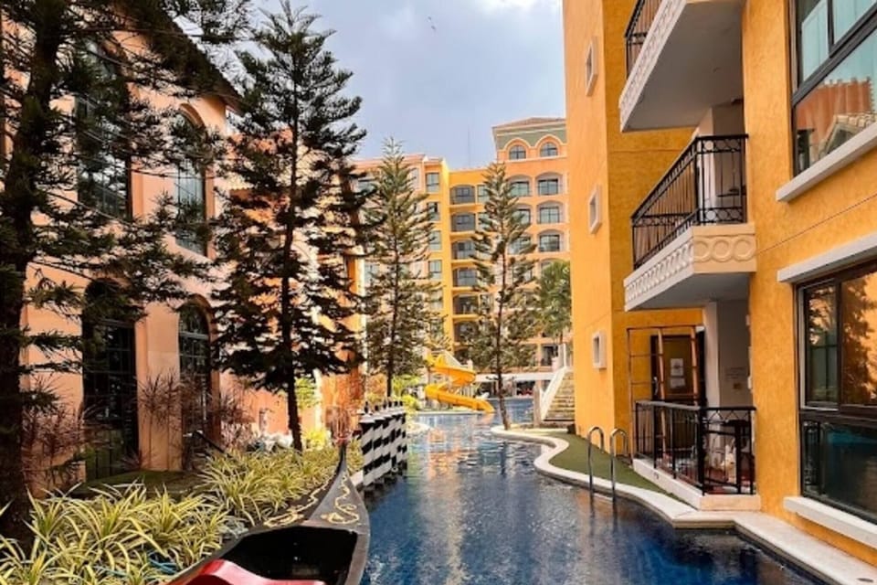 Apartment, 1 Bedroom, Accessible, Balcony | Pool | Outdoor pool