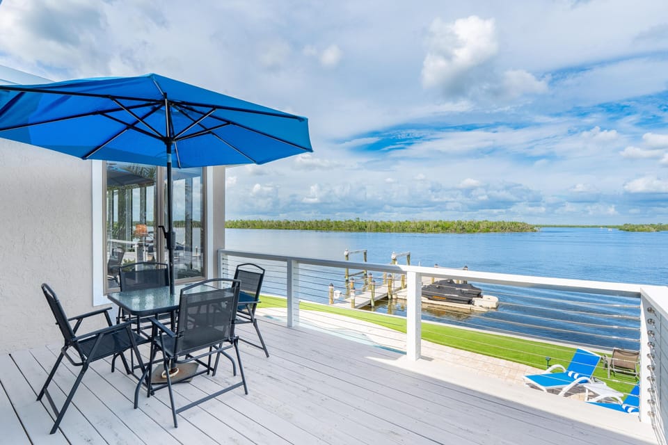 House, Multiple Beds (Club 205 At Bayview) | Outdoor dining