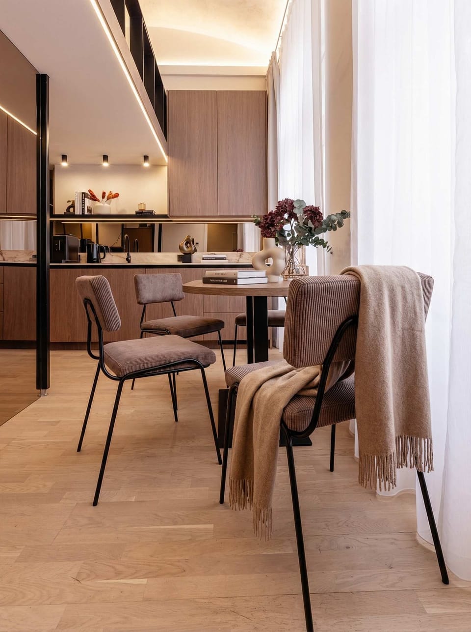 Dinning table