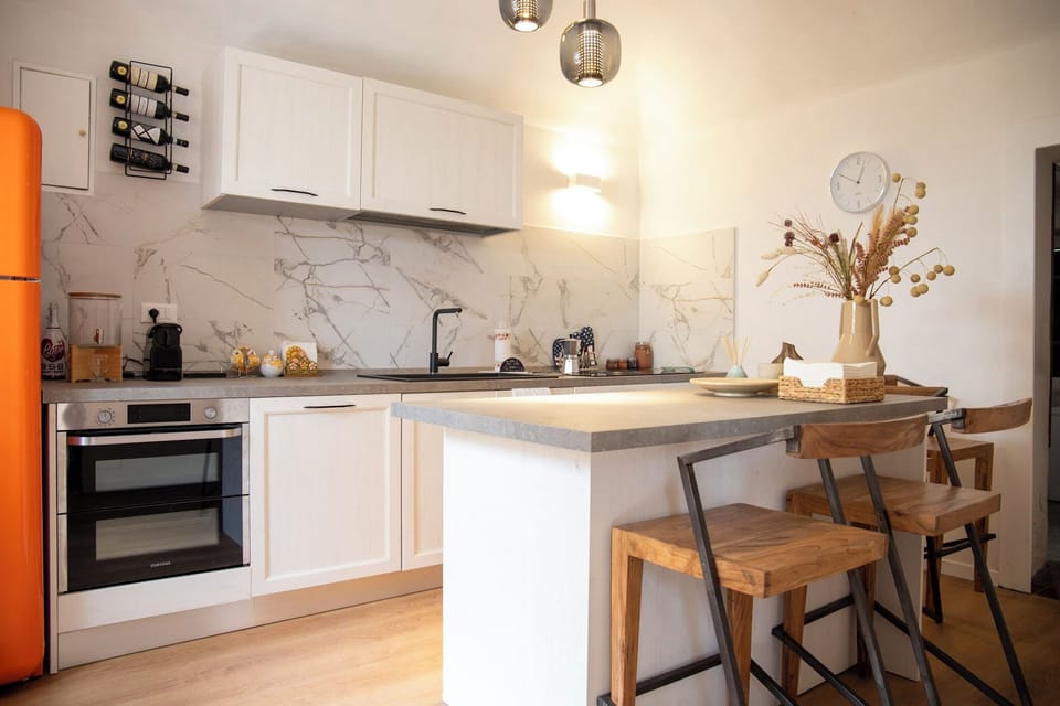 Fridge, electric kettle