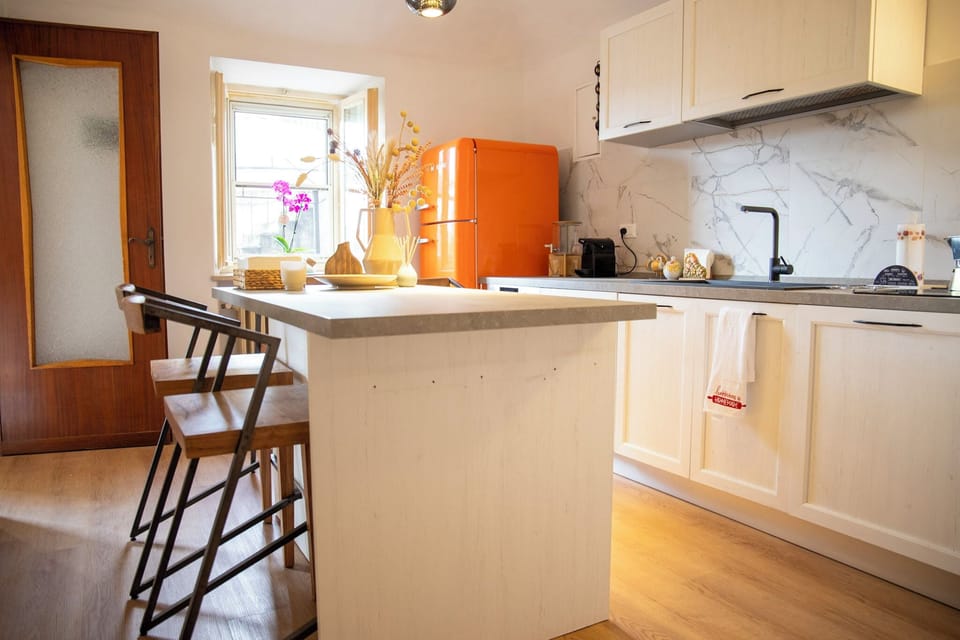 Fridge, electric kettle