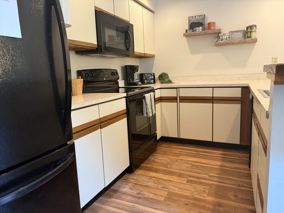 A fresh and functional kitchen space.