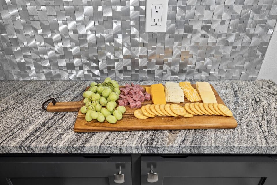 Snack Bar | Granite Counter with Charcuterie Board