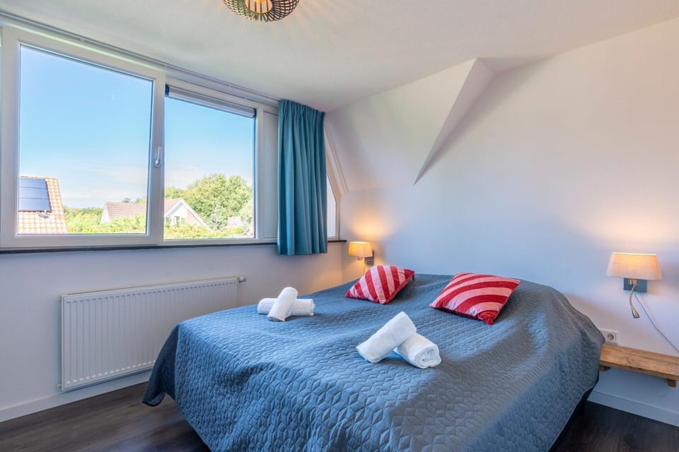 Villa | 4 bedrooms, individually furnished, iron/ironing board, bed sheets