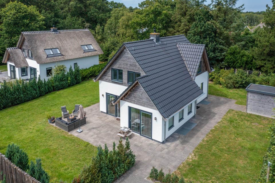 Villa | Exterior