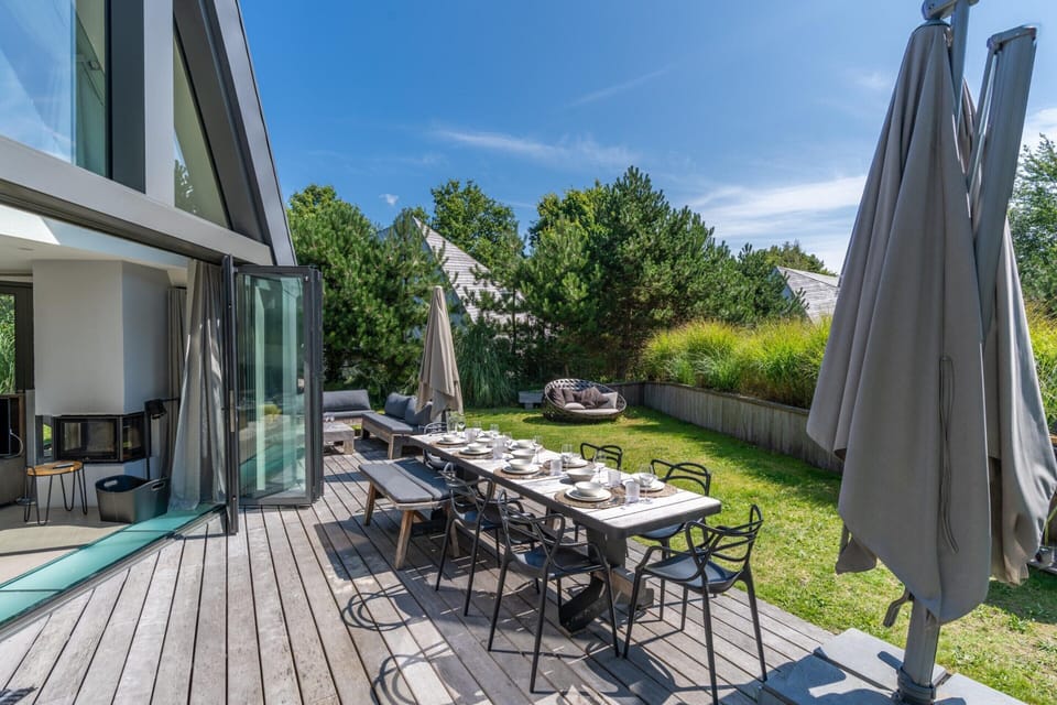 Villa | Balcony