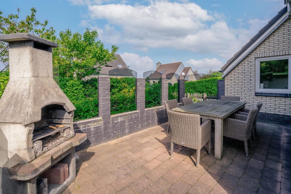 House | Balcony