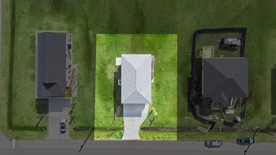 House (3 Bedrooms) | Property amenity