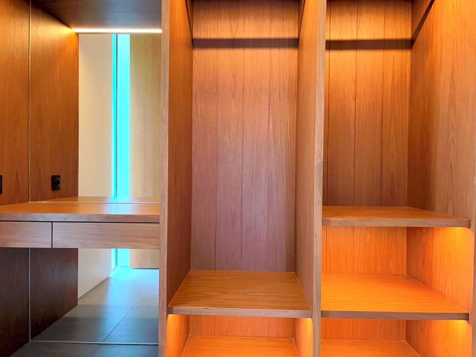 Family Villa, Kitchen, Pool View | Wardrobe
