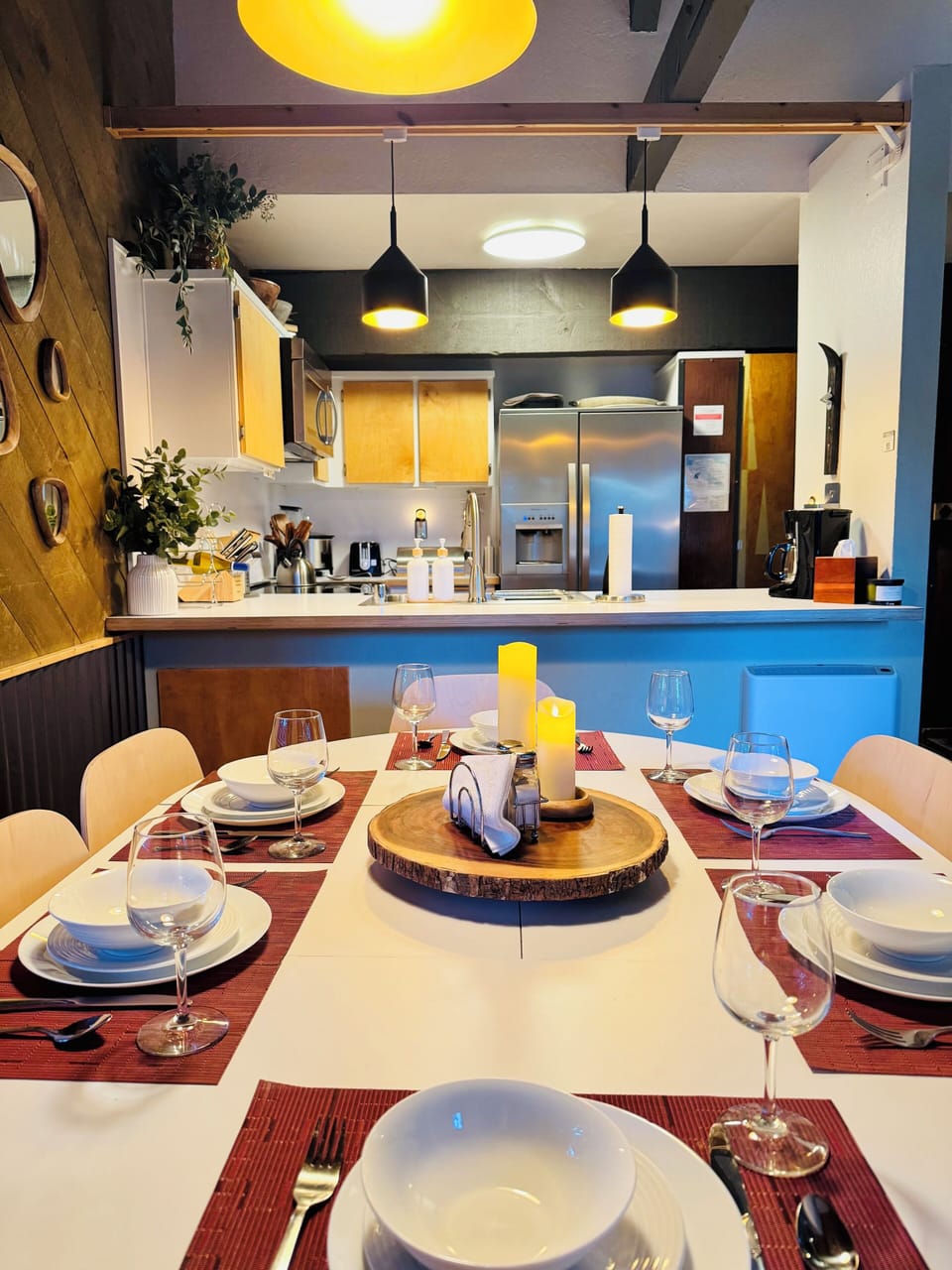 Sleek, modern dining table that comfortable accommodates six guests