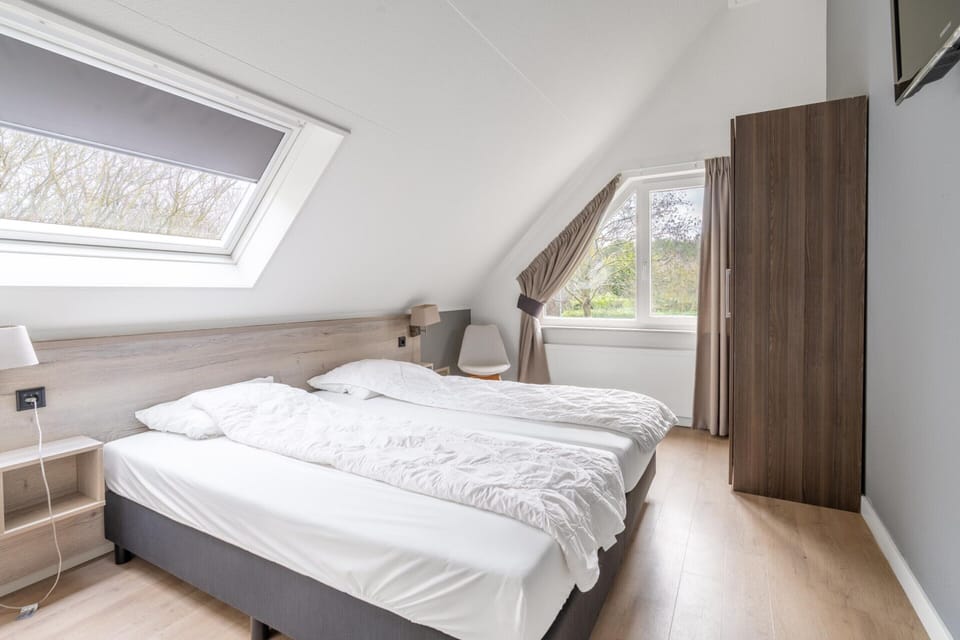Charming Villa Near the sea and Forest House in De Koog