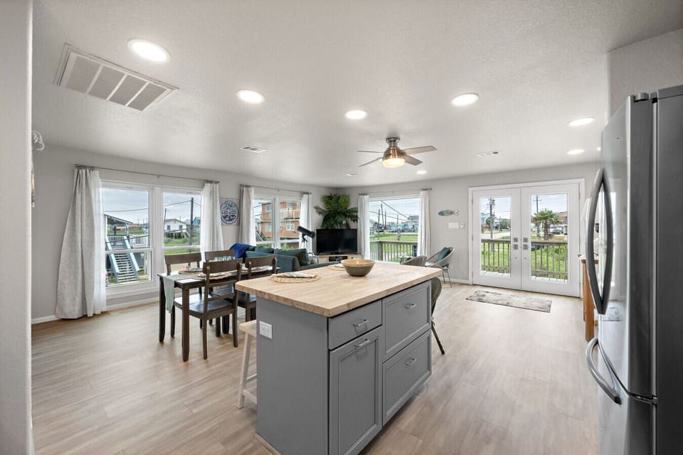 From snacks to feasts this kitchen has you covered