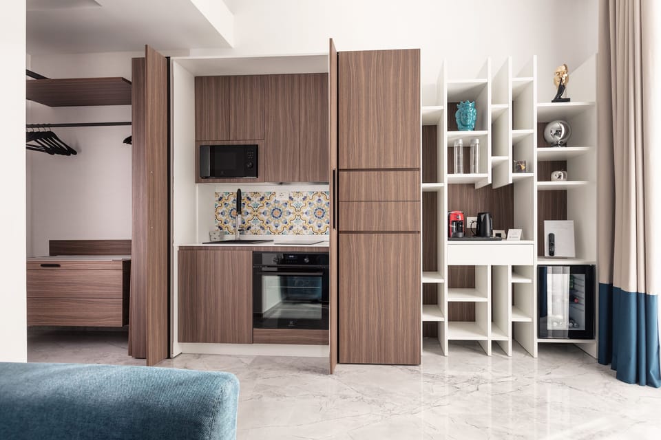 Luxury Double Room, Balcony, City View | Private kitchen | Espresso maker, coffee/tea maker, mini-fridge, electric kettle