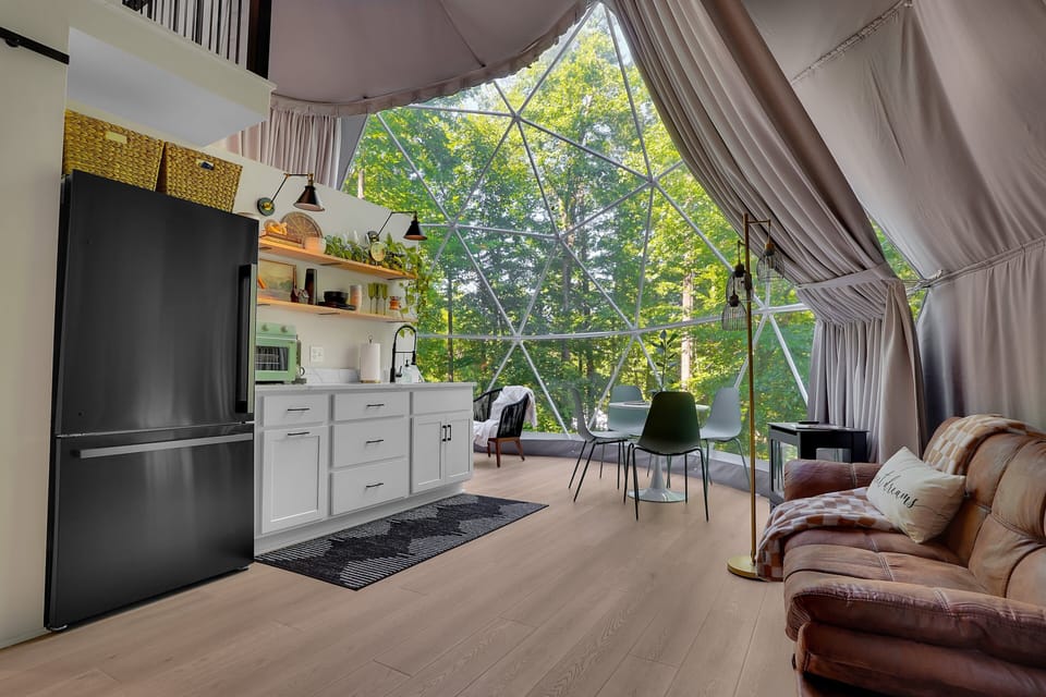 You'll love the simple, one-room concept of the dome!