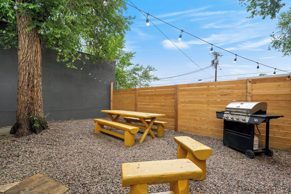 BBQ/picnic area