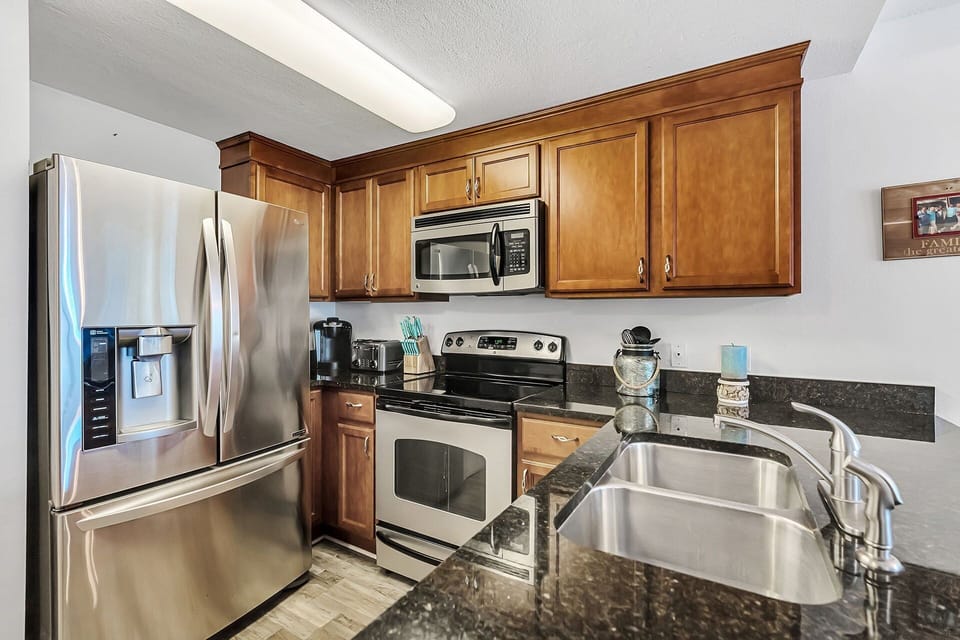 Ciboney 2010 - Miramar Beach - Kitchen
