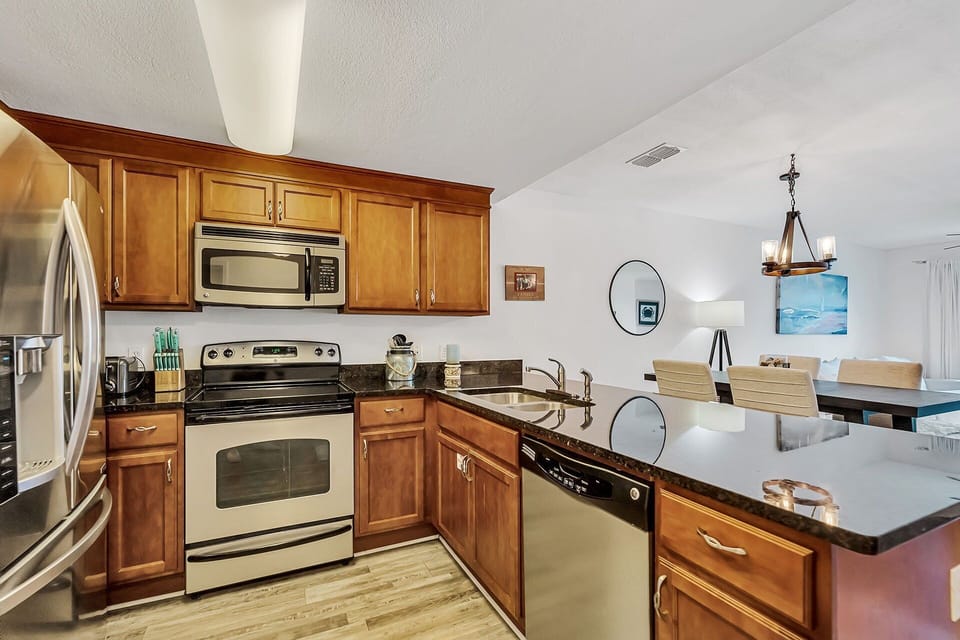Ciboney 2010 - Miramar Beach - Kitchen