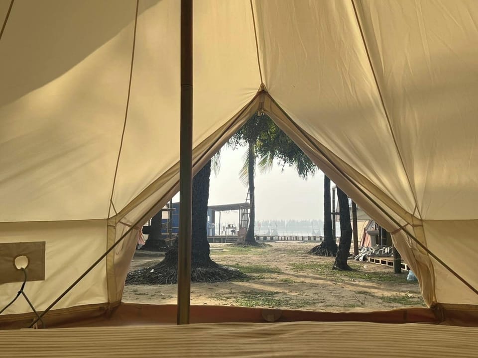 Comfort Tent, Beach View