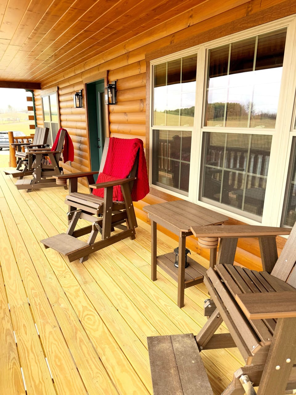 4 rocking chairs that allow a great spot to see the sunrise.