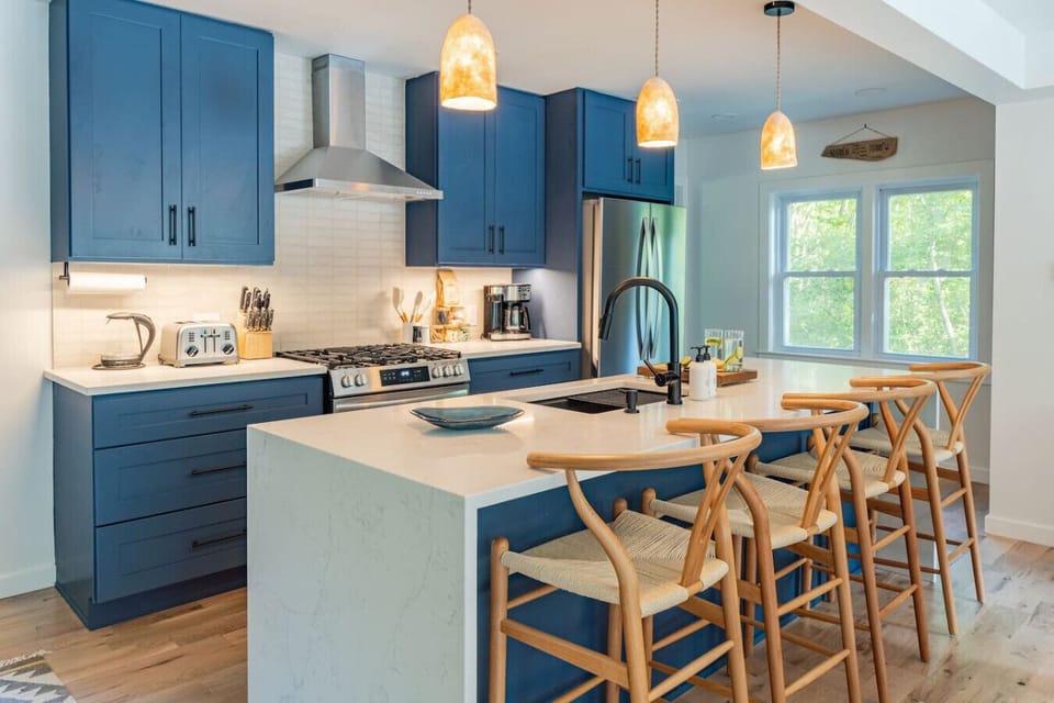 A chef’s kitchen stocked with everything you need.
