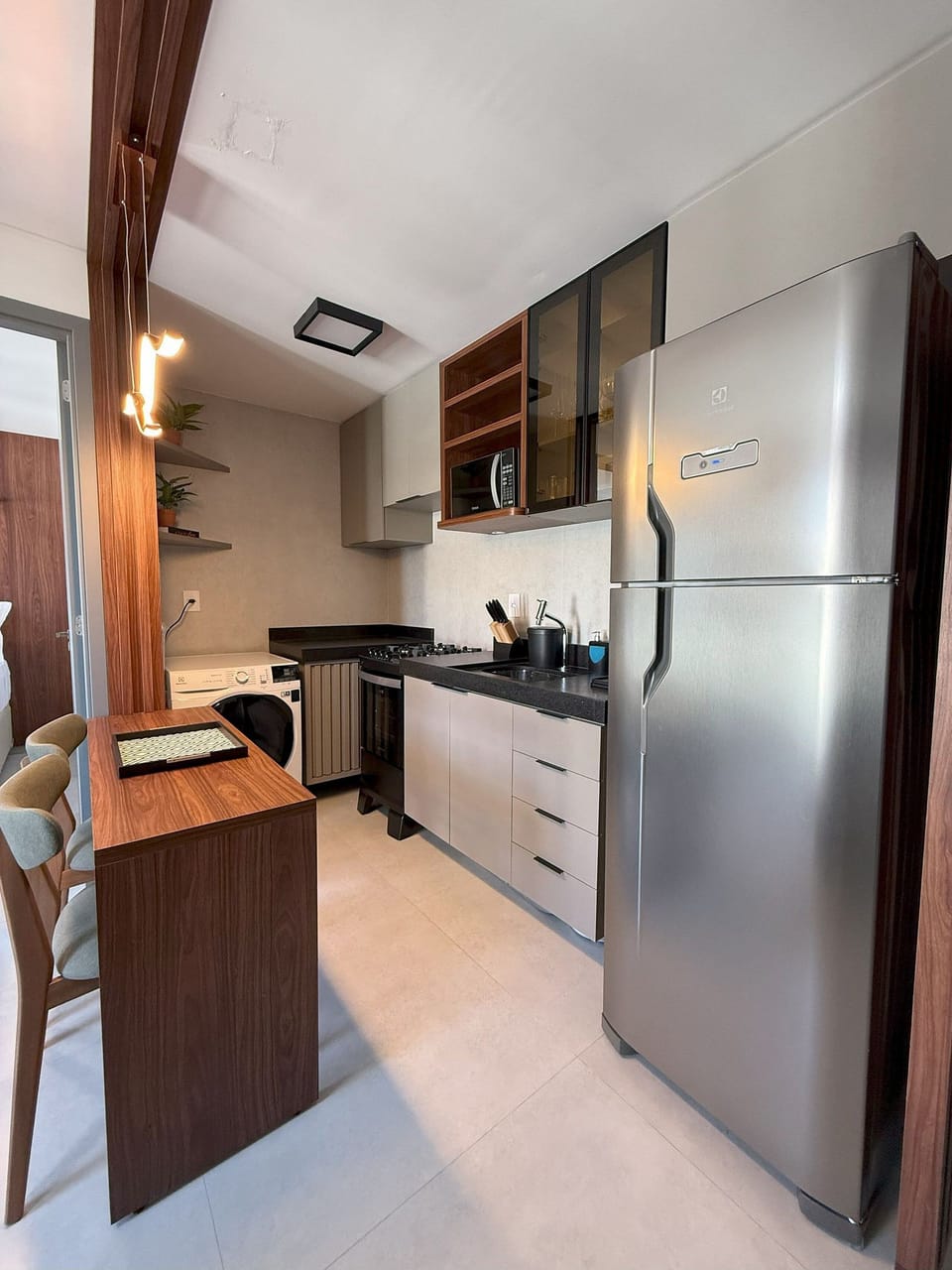 Apartment | Private kitchen | Coffee/tea maker, toaster, blender, cookware/dishes/utensils