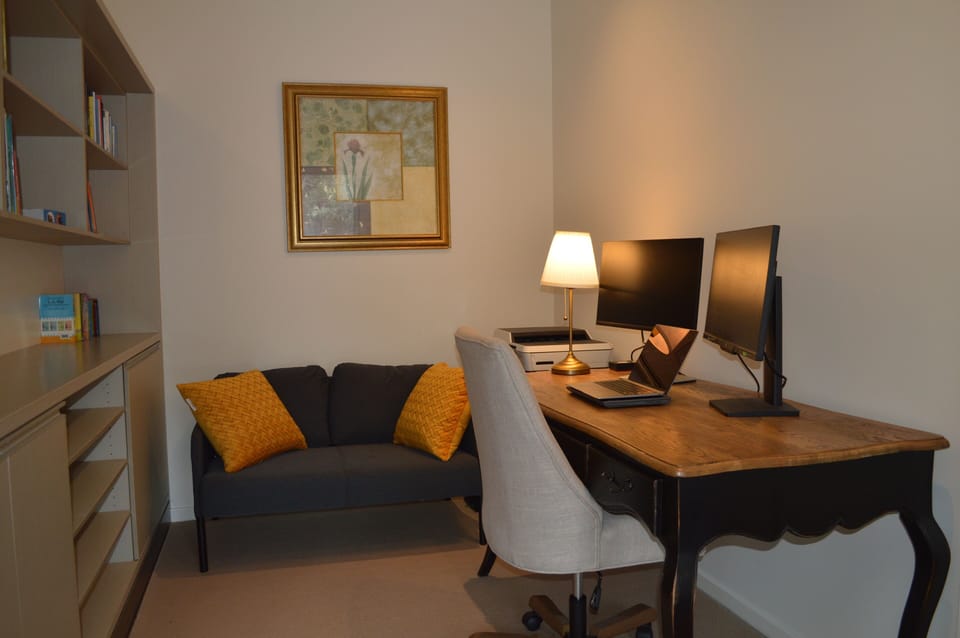 Quiet office area, with hi speed internet access