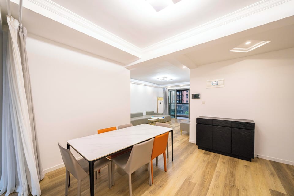 Apartment, 4 Bedrooms, City View | Living room | Smart TV