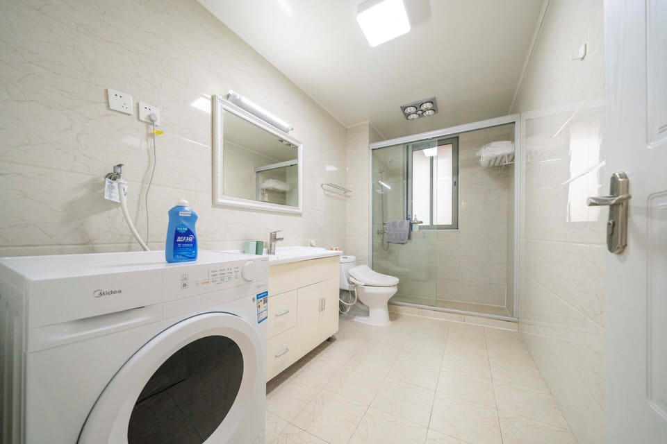 Apartment, 4 Bedrooms, City View | Bathroom | Slippers