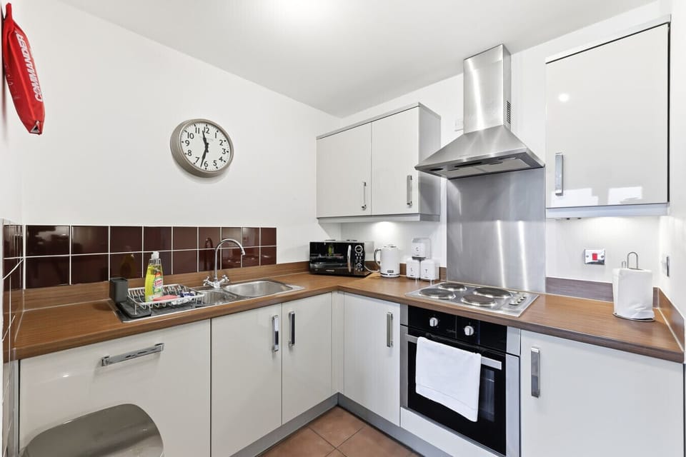 Cook with ease in the fully equipped kitchen, complete with everything you need for preparing home-cooked meals.