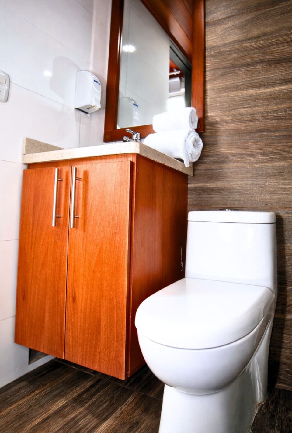 Standard Double Room | Bathroom
