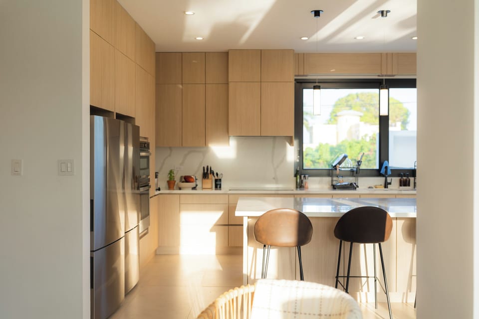 Shared fridge, shared microwave