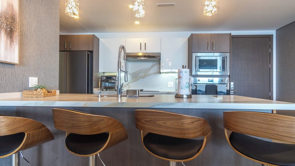 Condo, Multiple Beds, Balcony, Ocean View (Encantame Towers Verano 1704) | Private kitchen