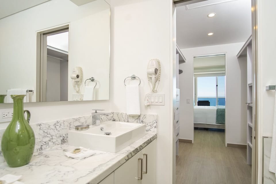 Confortable 2 Bedroom Condo Encantame Towers Verano 905 Apartment in State of Baja California
