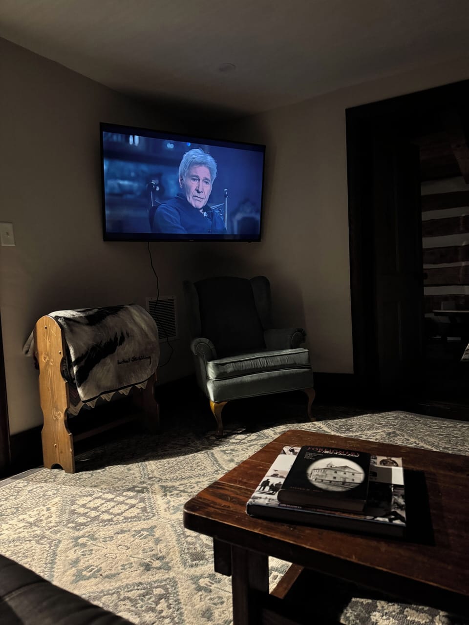 Living/TV Room