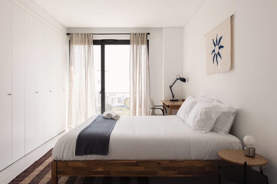 Superior Double Room, 1 Queen Bed, Balcony, Ocean View | Desk, laptop workspace, free WiFi, bed sheets