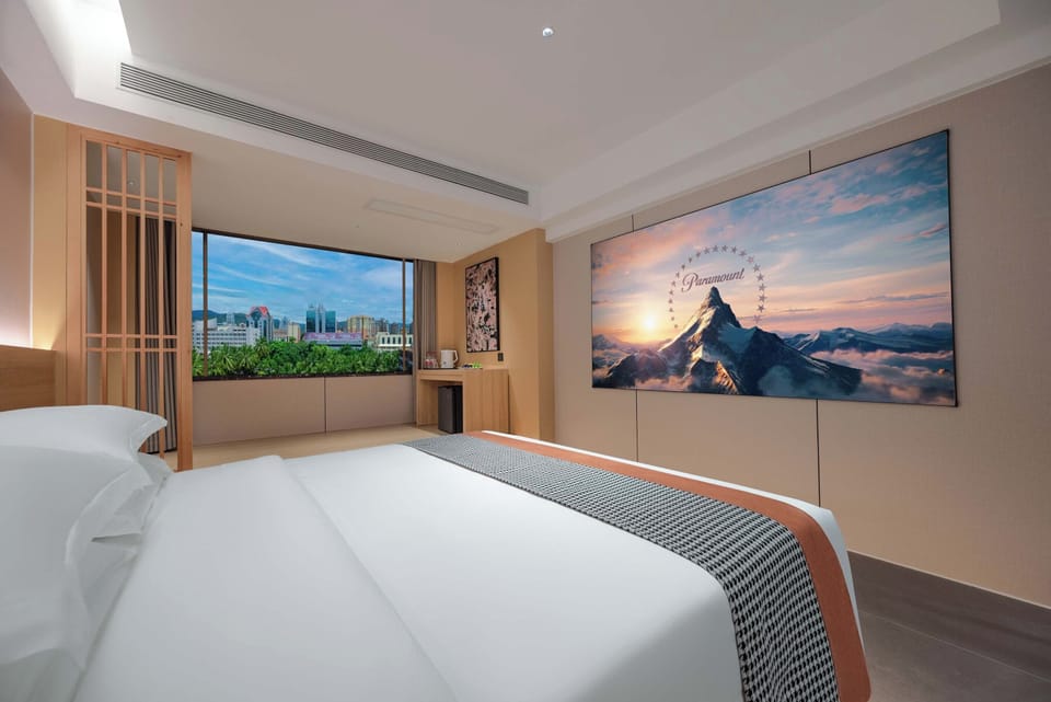 Executive Double Room, City View | Desk, laptop workspace, free WiFi