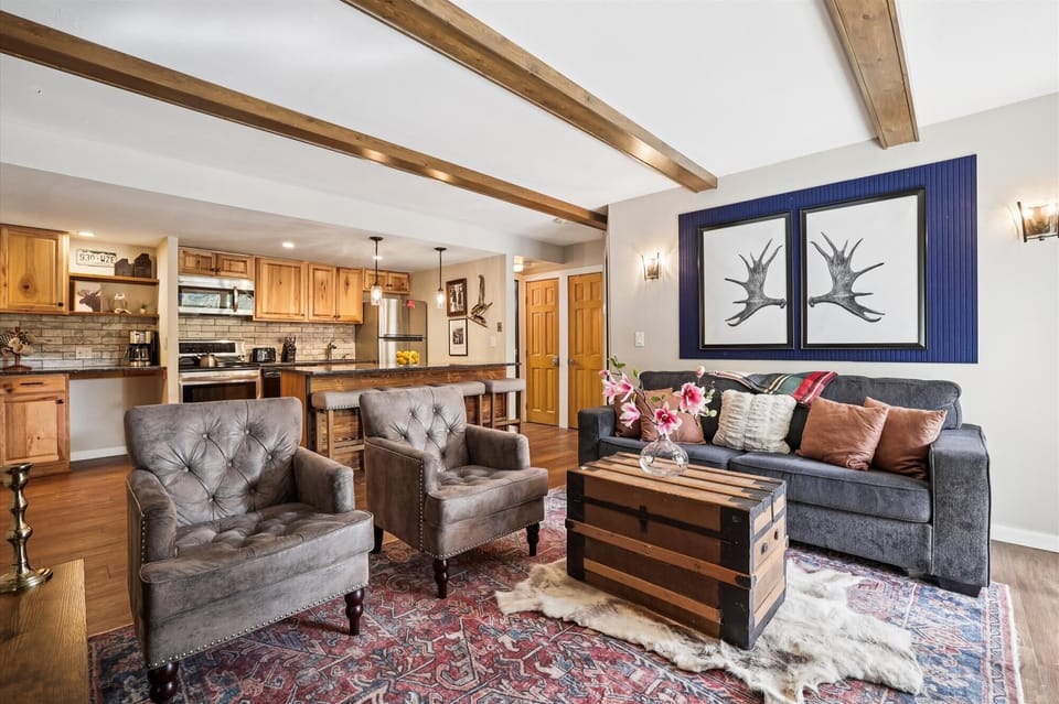 Living Room - Trails End 216 - Breckenridge Vacation Rental