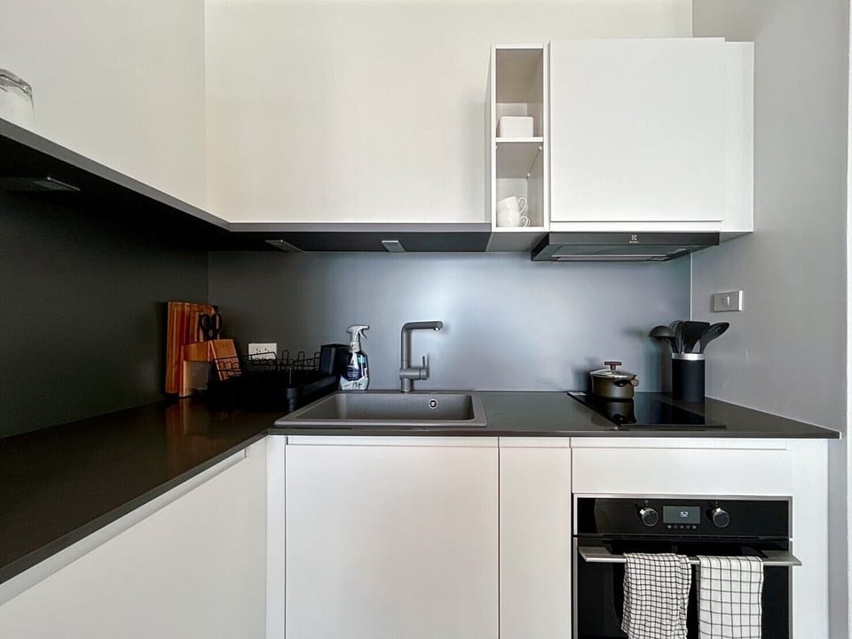 Apartment, 2 Bedrooms, Balcony, Sea View | Private kitchenette | Espresso maker, electric kettle, toaster