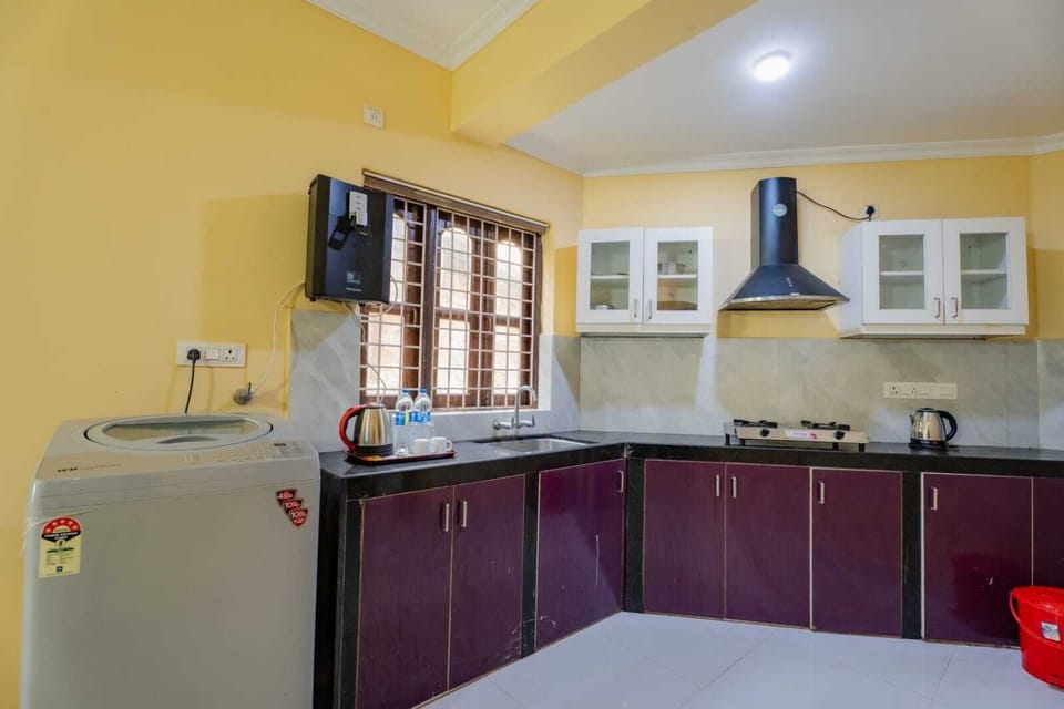 Family Apartment | Private kitchen | Electric kettle