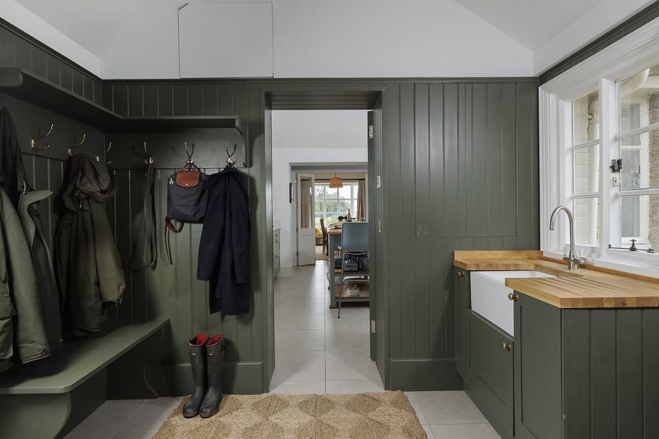 The Old Vicarage Boot Room - StayCotswold